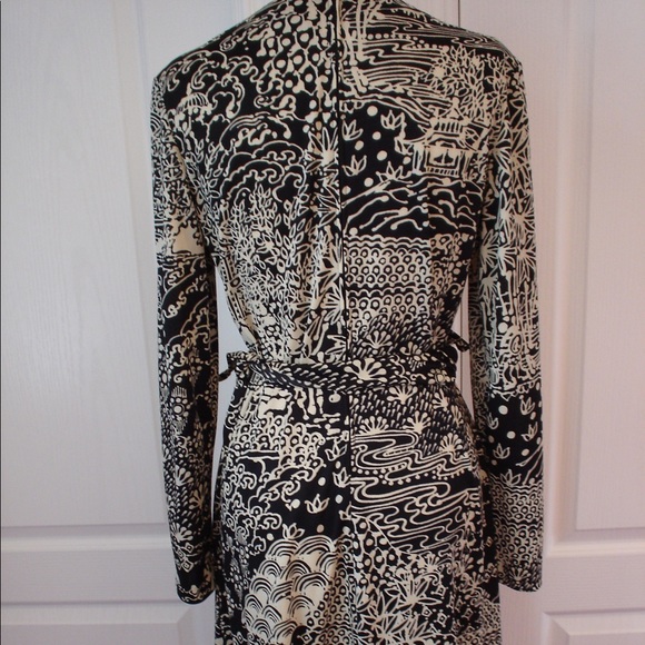 Vintage Designer Black Novelty Print Jersey Dress + Scarf 36 - Picture 6 of 16